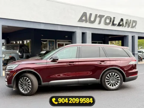 More photos of 2021 Lincoln Aviator Reserve at AUTOLAND, FL