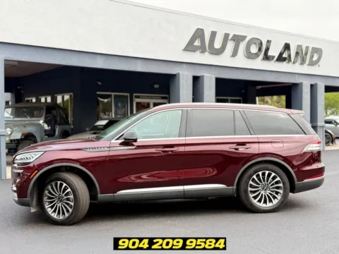 More photos of 2021 Lincoln Aviator Reserve at AUTOLAND, FL