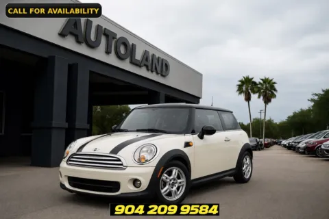 White 2013 MINI Cooper for sale in Jacksonville, FL