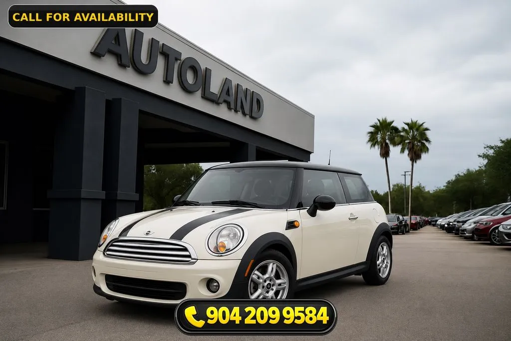 White 2013 MINI Cooper for sale in Jacksonville, FL