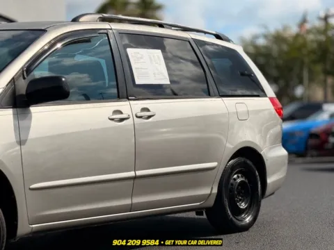 More photos of 2009 Toyota Sienna CE at AUTOLAND, FL