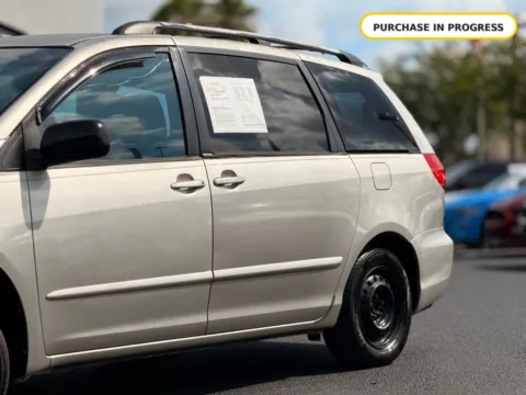 More photos of 2009 Toyota Sienna CE at AUTOLAND, FL