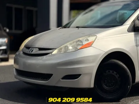 Photos of 2009 Toyota Sienna CE for sale in Jacksonville, FL at AUTOLAND