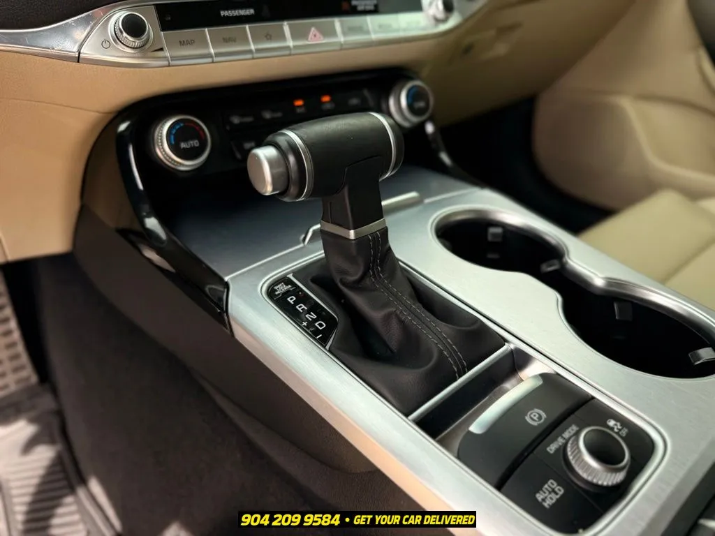 2022 Kia Stinger 16