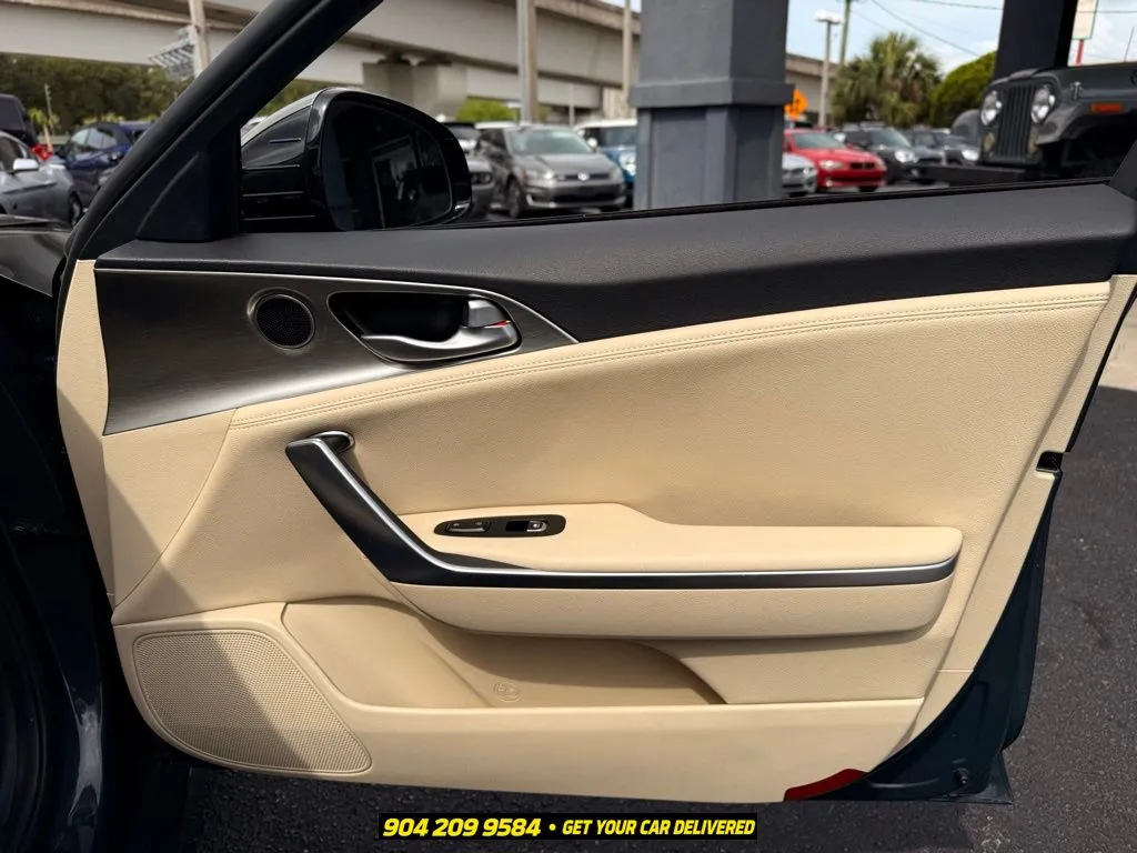2022 Kia Stinger 35