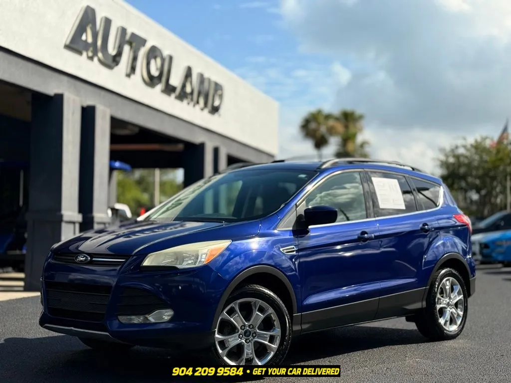 Blue 2013 Ford Escape SE for sale in Jacksonville, FL