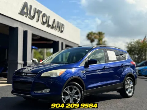 Blue 2013 Ford Escape SE for sale in Jacksonville, FL