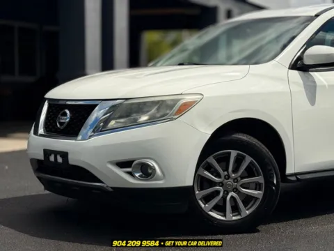 Photos of 2016 Nissan Pathfinder SV for sale in Jacksonville, FL at AUTOLAND