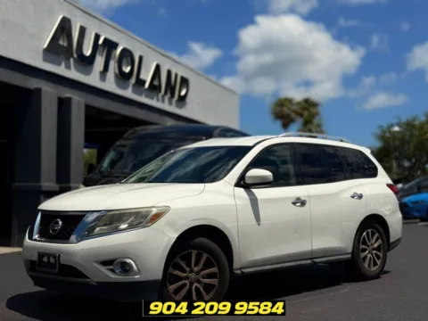 White 2016 Nissan Pathfinder for sale in Jacksonville, FL