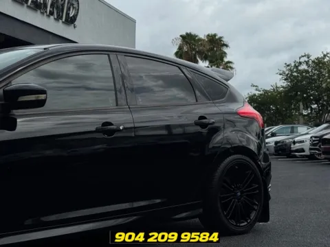 More photos of 2018 Ford Focus ST at AUTOLAND, FL