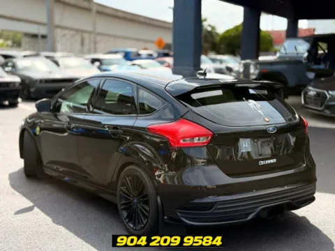More photos of 2018 Ford Focus ST at AUTOLAND, FL