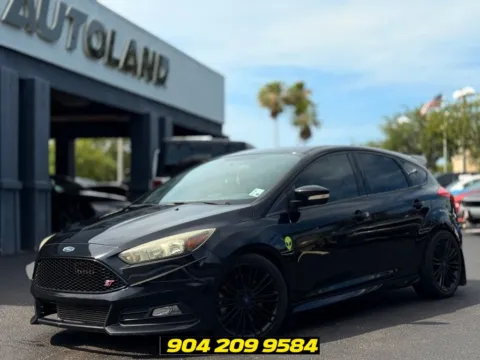 Black 2018 Ford Focus ST for sale in Jacksonville, FL