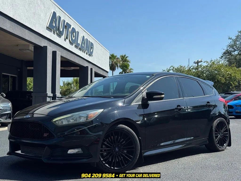 Black 2018 Ford Focus ST for sale in Jacksonville, FL