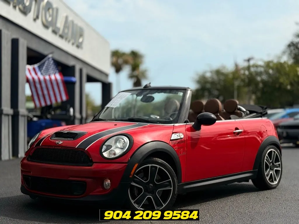 2013 MINI Cooper S's photo
