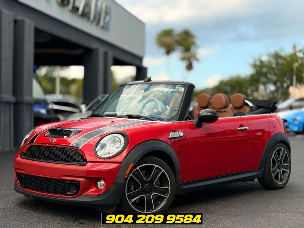 2013 MINI Cooper S's photo