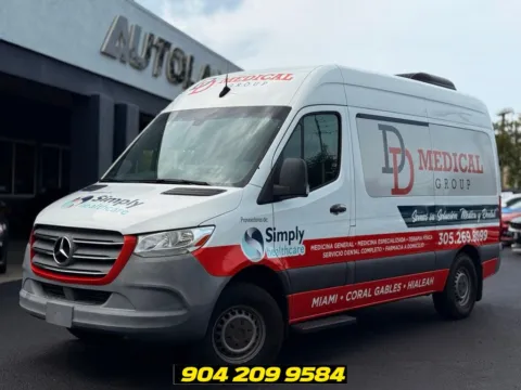 Green 2019 Mercedes-Benz Sprinter 2500 Passenger 144 WB for sale in Jacksonville, FL