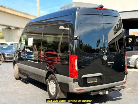More photos of 2019 Mercedes-Benz Sprinter 2500 Passenger 144 WB at AUTOLAND, FL