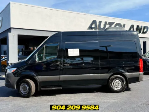 More photos of 2019 Mercedes-Benz Sprinter 2500 Passenger 144 WB at AUTOLAND, FL