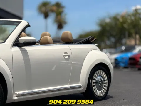 More photos of 2014 Volkswagen Beetle 2.5L at AUTOLAND, FL
