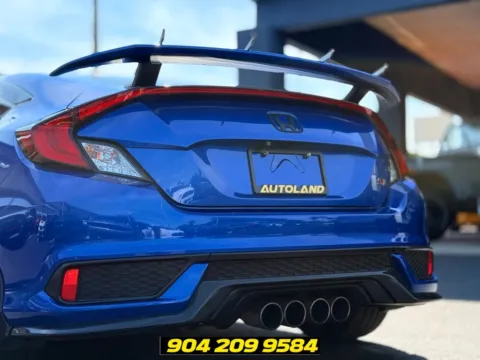 More photos of 2017 Honda Civic Si at AUTOLAND, FL