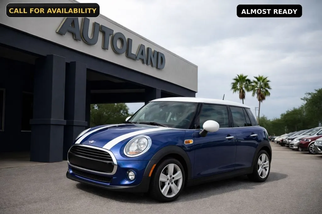2015 MINI Cooper - 4 Door's photo