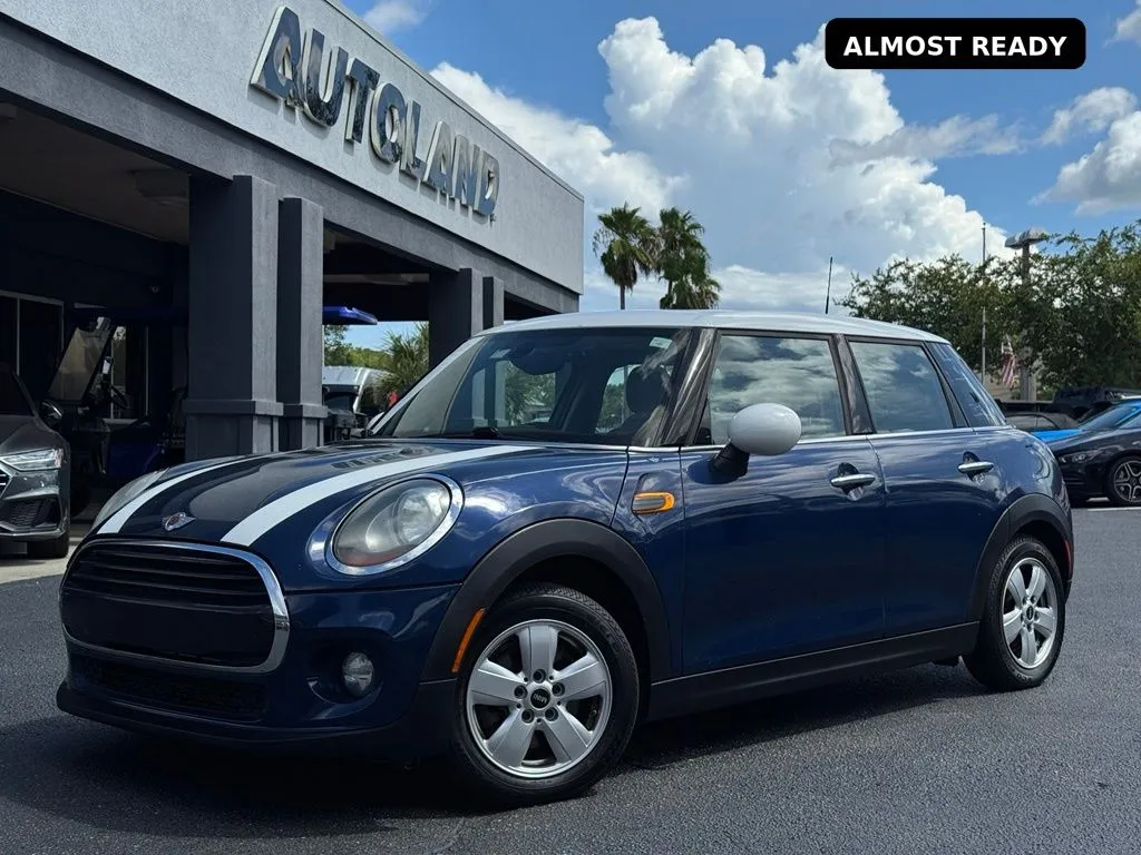 2015 MINI Cooper Hardtop 4 Door
