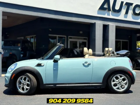 More photos of 2013 MINI Cooper at AUTOLAND, FL