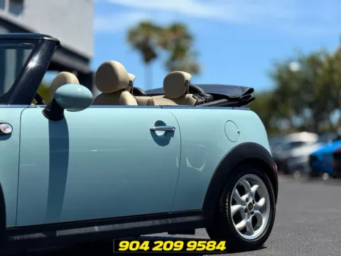 More photos of 2013 MINI Cooper at AUTOLAND, FL