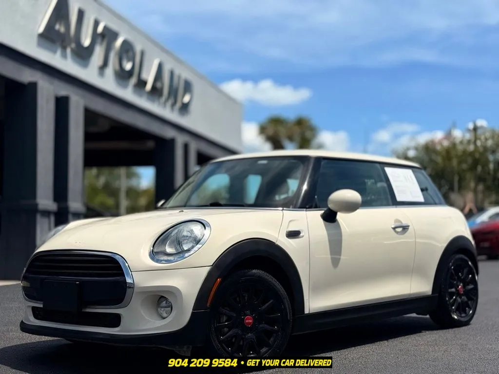 White 2018 MINI Cooper for sale in Jacksonville, FL