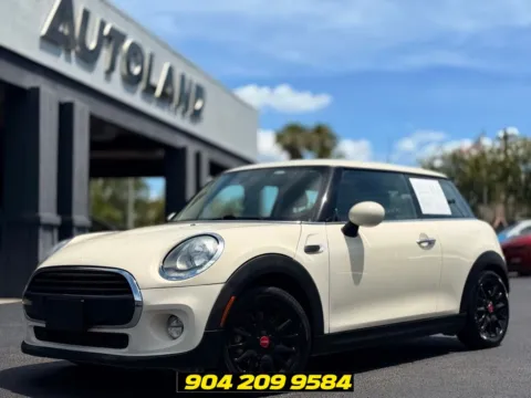 White 2018 MINI Cooper for sale in Jacksonville, FL