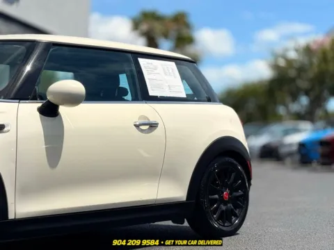 More photos of 2018 MINI Cooper at AUTOLAND, FL