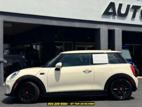 More photos of 2018 MINI Cooper at AUTOLAND, FL