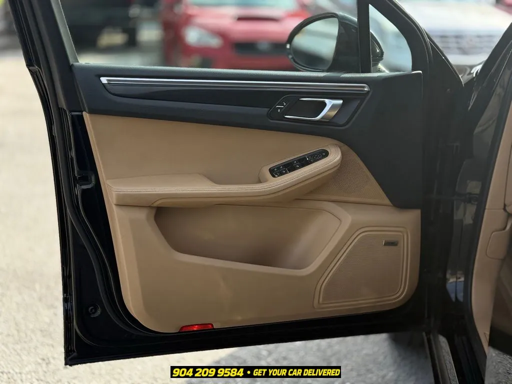 2018 Porsche Macan Base - Photo 8