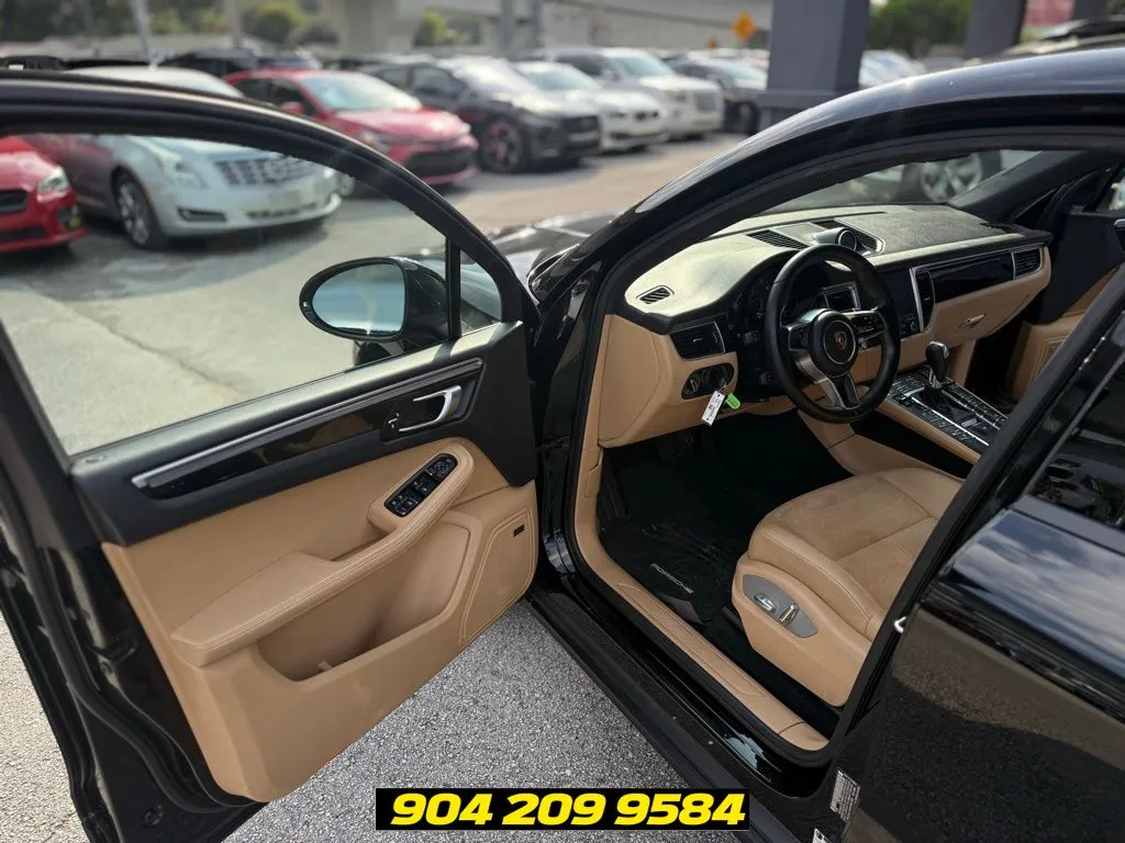 2018 Porsche Macan Base - Photo 22