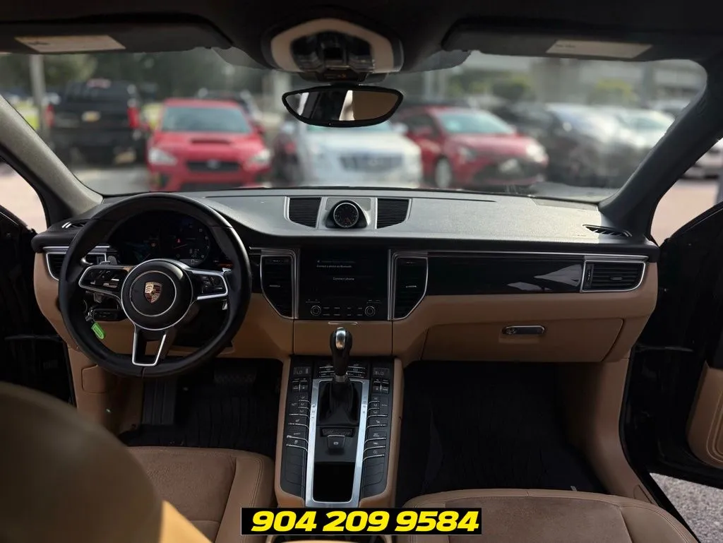 2018 Porsche Macan Base - Photo 18