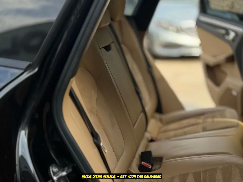 2018 Porsche Macan Base - Photo 29
