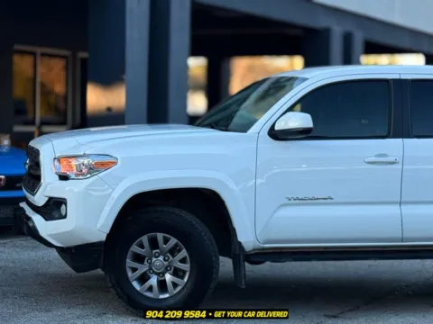 Photos of 2017 Toyota Tacoma SR5 for sale in Jacksonville, FL at AUTOLAND