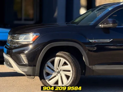 Photos of 2021 Volkswagen Atlas Cross Sport 2.0T SE w/Technology for sale in Jacksonville, FL at AUTOLAND