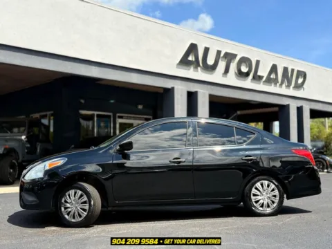 More photos of 2019 Nissan Versa 1.6 S at AUTOLAND, FL