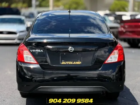 More photos of 2019 Nissan Versa 1.6 S at AUTOLAND, FL