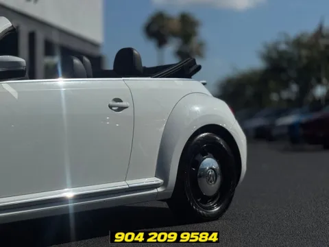 More photos of 2015 Volkswagen Beetle 1.8T at AUTOLAND, FL