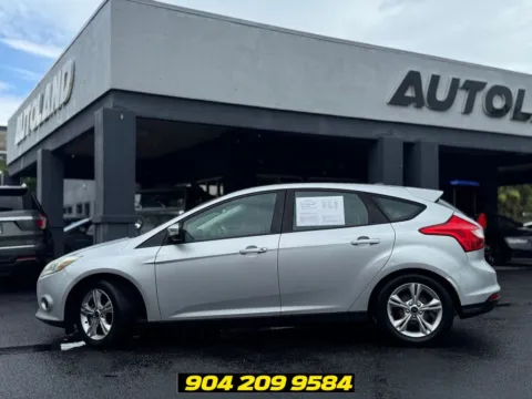More photos of 2014 Ford Focus SE at AUTOLAND, FL