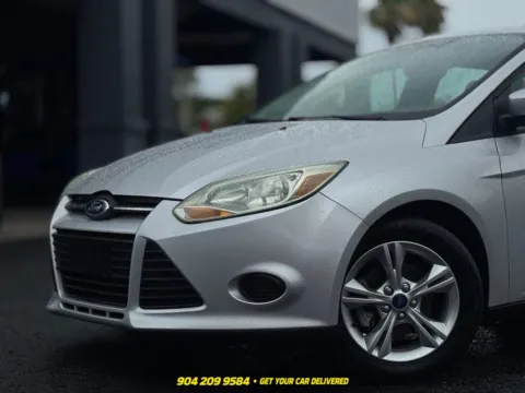 Photos of 2014 Ford Focus SE for sale in Jacksonville, FL at AUTOLAND