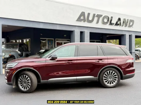 More photos of 2021 Lincoln Aviator Reserve at AUTOLAND, FL