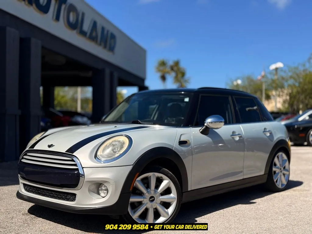 2015 MINI Cooper - 4 Door's photo