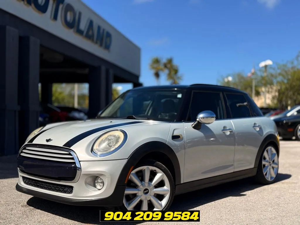 2015 MINI Cooper - 4 Door's photo