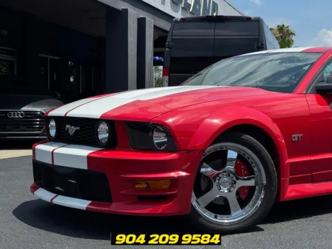 Photos of 2007 Ford Mustang GT Deluxe for sale in Jacksonville, FL at AUTOLAND