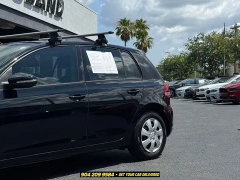 More photos of 2013 Volkswagen Golf 2.5L at AUTOLAND, FL