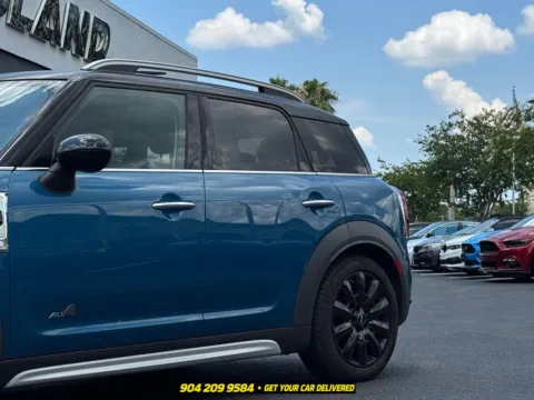 More photos of 2019 MINI Cooper S E Countryman at AUTOLAND, FL
