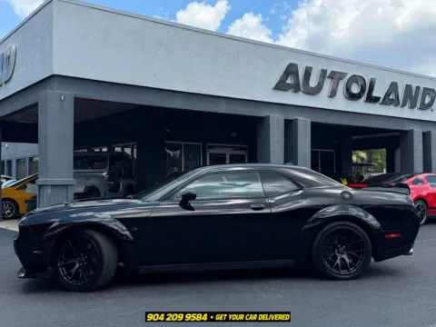 More photos of 2016 Dodge Challenger R/T Scat Pack at AUTOLAND, FL